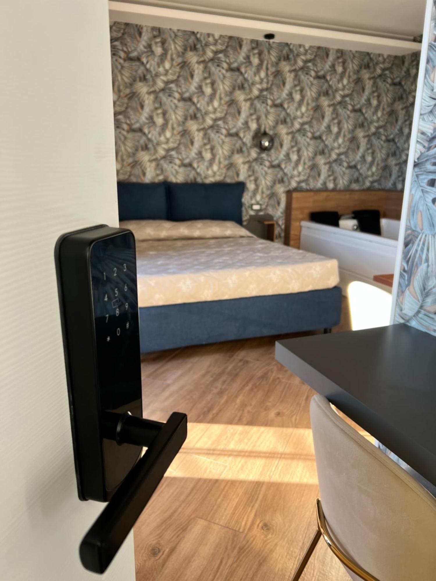 Poseidonrooms มารีนาดีกาเมโรตา ภายนอก รูปภาพ
